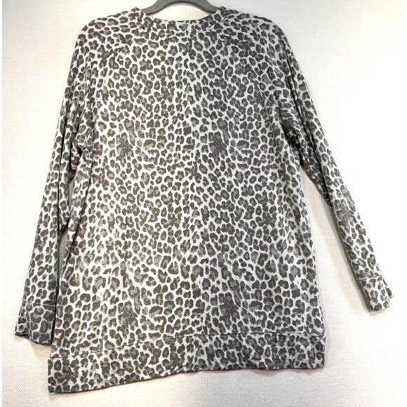 Tahari Womens Knit Sweater Top M Leopard Print Long Sleeve Casual - Picture 7 of 10